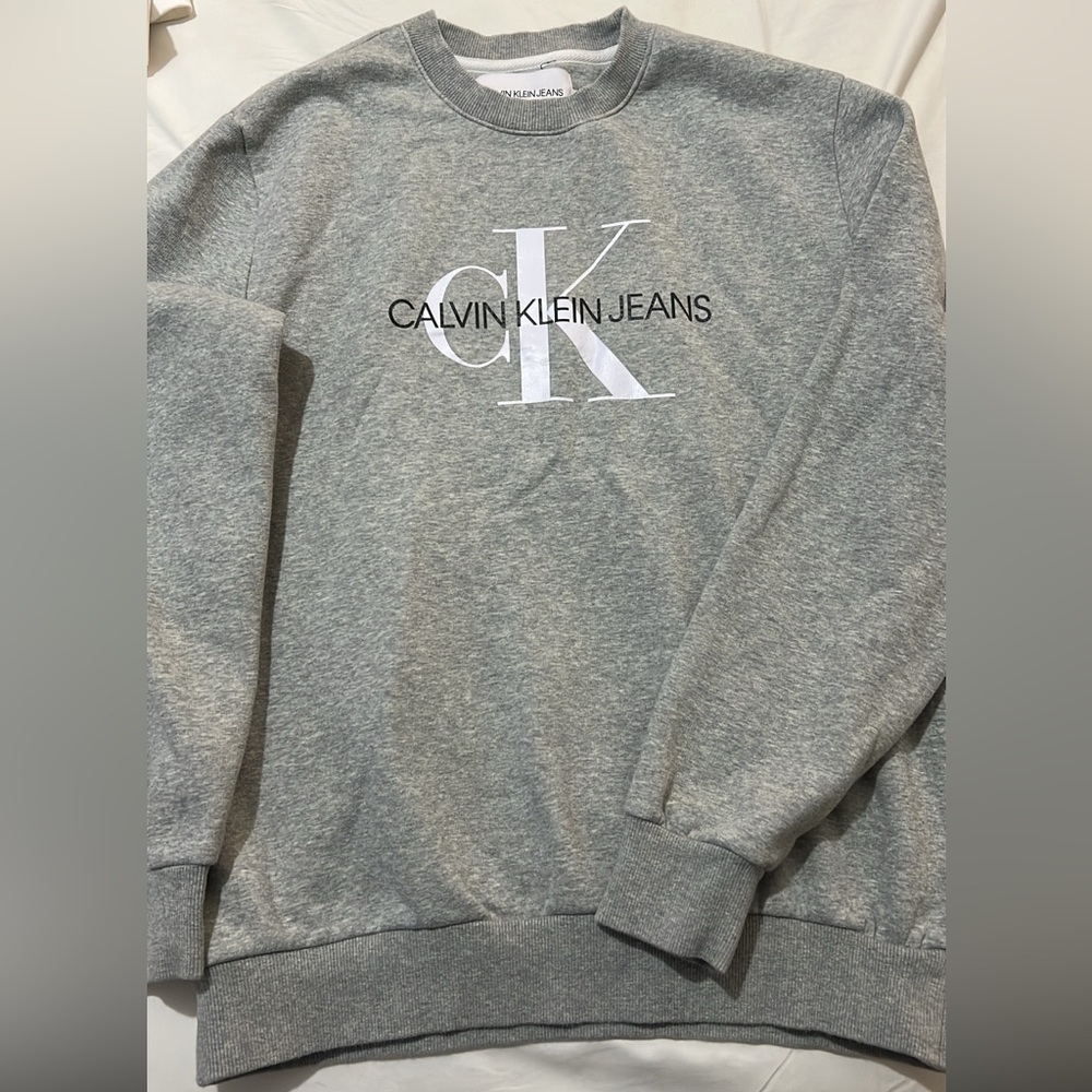 Calvin Klein Jeans Men's Crewneck Sweater in Gray